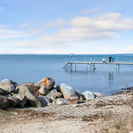 3 Bedroom Awesome In *