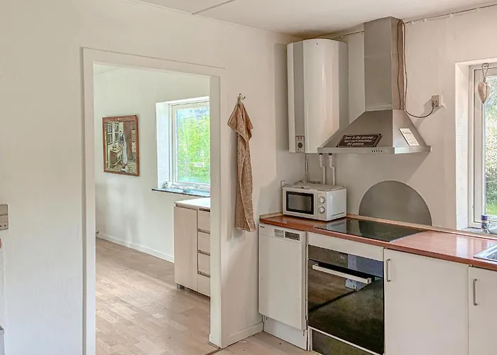 펜션 3 Bedroom Awesome In